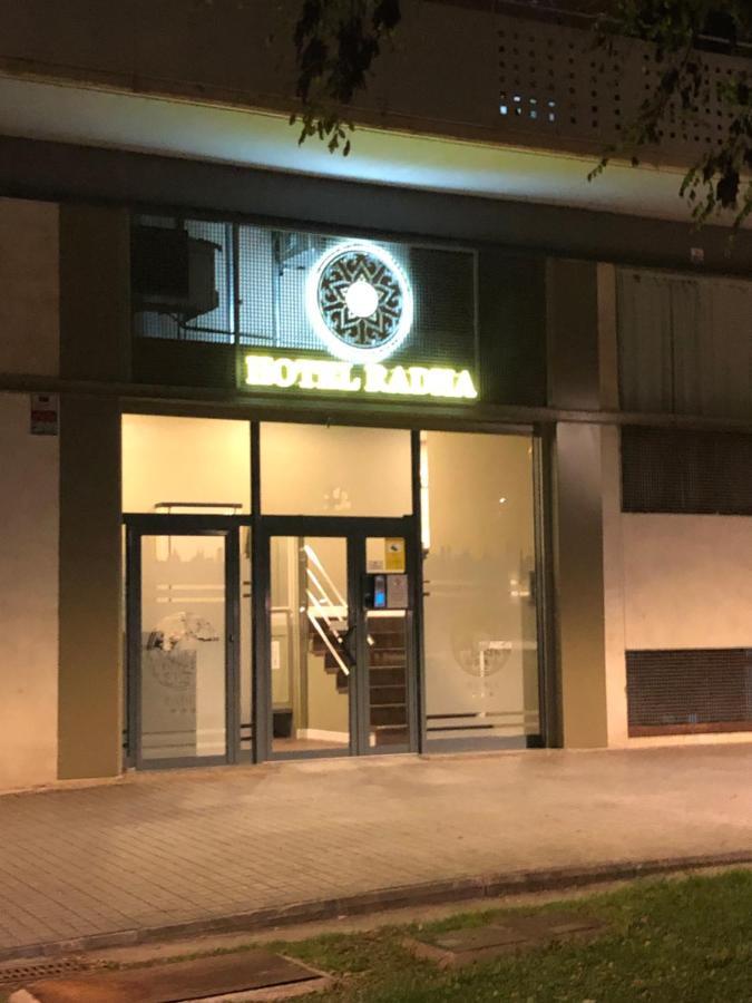 Hotel Radha Л'Успіталет-да-Любрагат Екстер'єр фото
